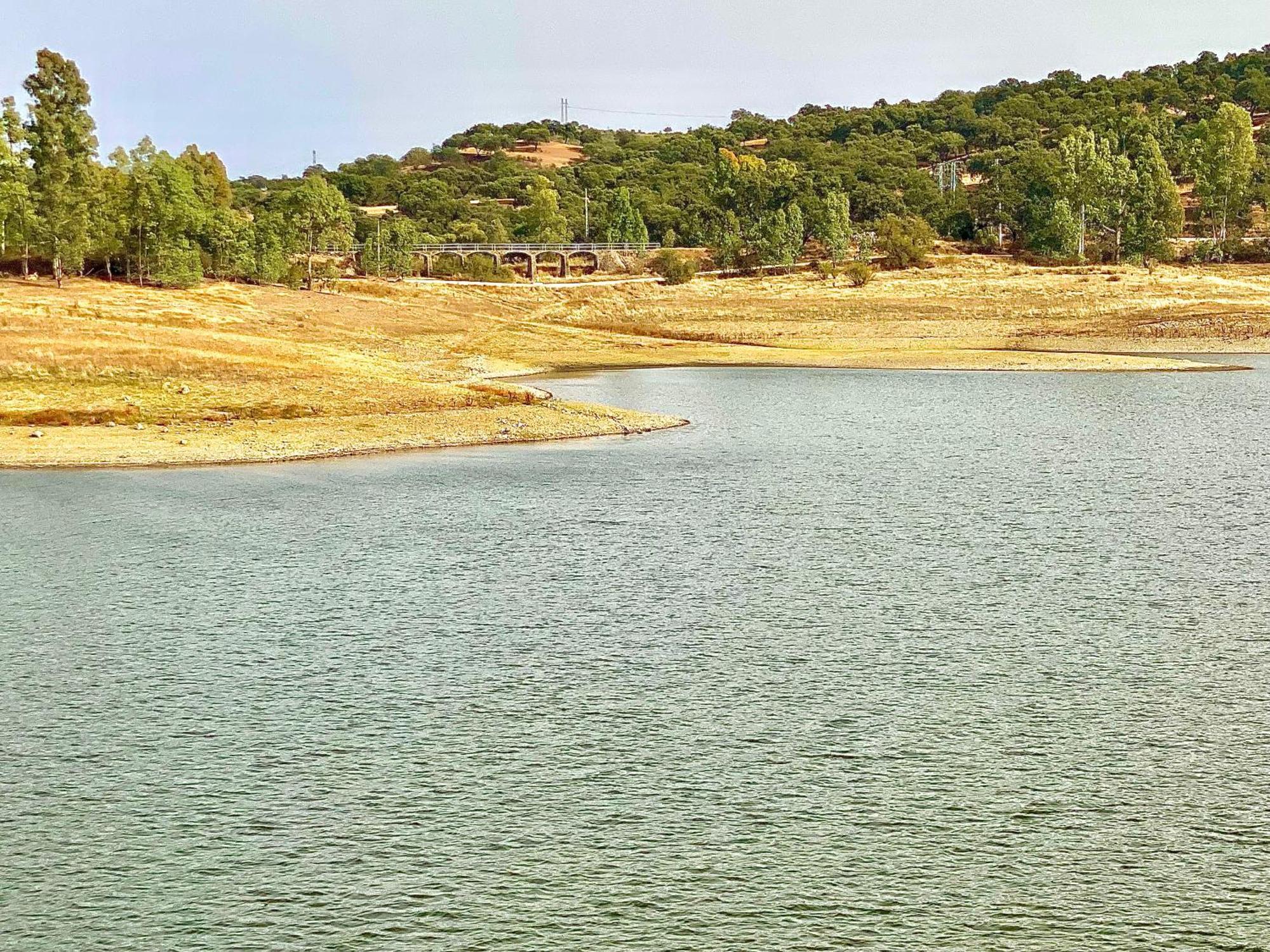 Casita Rural Sierra De Sevilla, Combina Una Maravilla Eksteriør billede